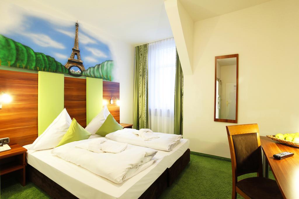 Warsteinerhof By Centro Comfort Colonia Camera foto